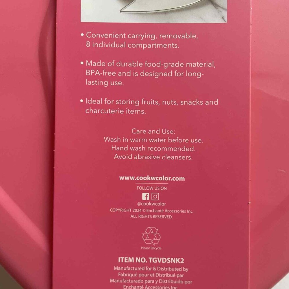 BEST FRIENDS Snackle Box CWC Red Target NEW Storage container Heart - Picture 3 of 3